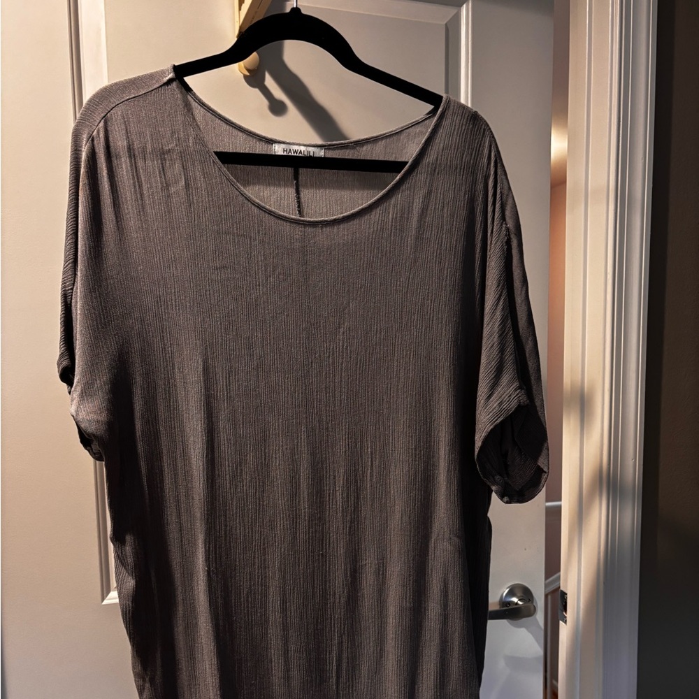 Hawalili Gray Top